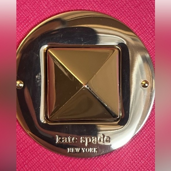 Kate Spade Pink Crossbody Bag with Structured Design - Picture 2 of 9